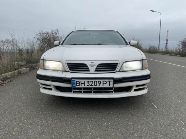 Білий Ніссан Максіма, об'ємом двигуна 2 л та пробігом 1 тис. км за 2400 $, фото 2 на Automoto.ua