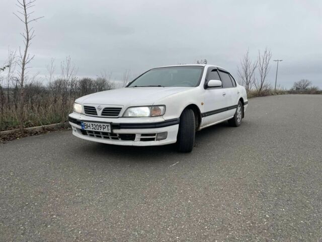 Білий Ніссан Максіма, об'ємом двигуна 2 л та пробігом 1 тис. км за 2400 $, фото 1 на Automoto.ua