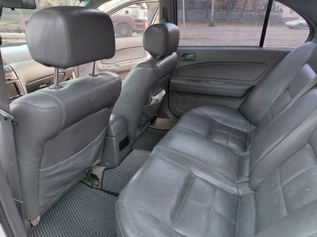 Белый Ниссан Максима, объемом двигателя 3 л и пробегом 454 тыс. км за 3100 $, фото 10 на Automoto.ua