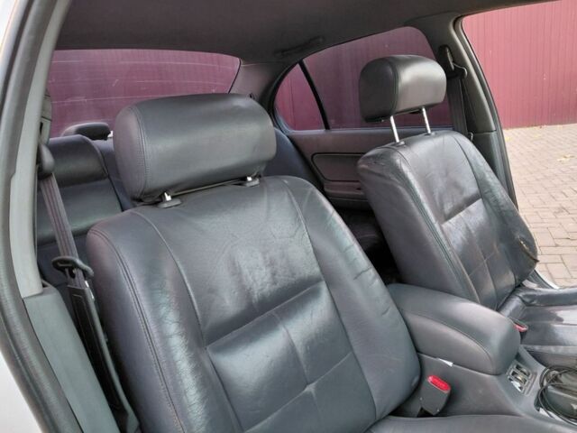 Белый Ниссан Максима, объемом двигателя 3 л и пробегом 454 тыс. км за 3100 $, фото 11 на Automoto.ua