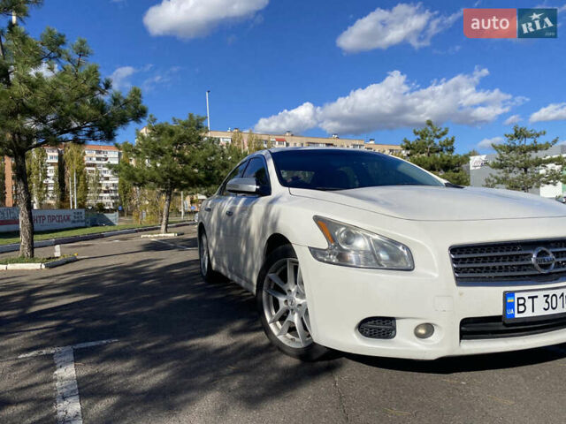 Білий Ніссан Максіма, об'ємом двигуна 3.5 л та пробігом 230 тис. км за 10500 $, фото 9 на Automoto.ua