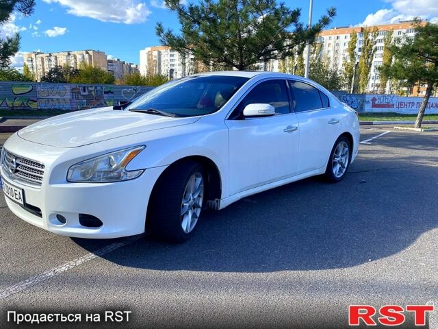 Білий Ніссан Максіма, об'ємом двигуна 3.5 л та пробігом 230 тис. км за 10500 $, фото 1 на Automoto.ua