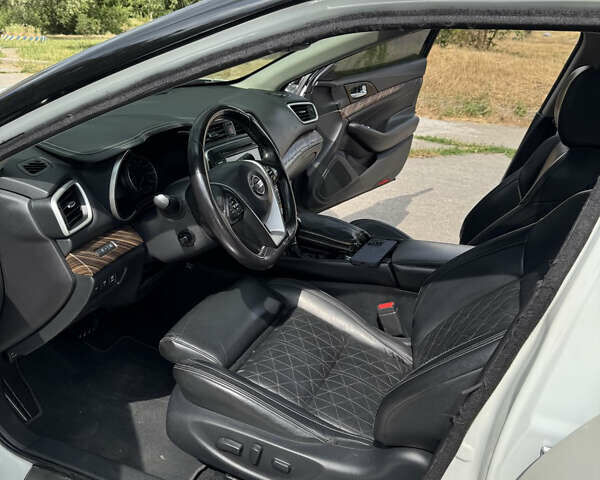 Белый Ниссан Максима, объемом двигателя 3.5 л и пробегом 225 тыс. км за 13500 $, фото 10 на Automoto.ua