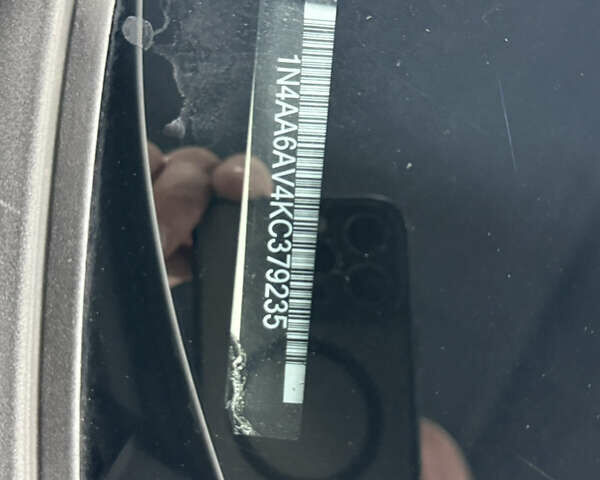 Белый Ниссан Максима, объемом двигателя 3.5 л и пробегом 147 тыс. км за 18200 $, фото 26 на Automoto.ua