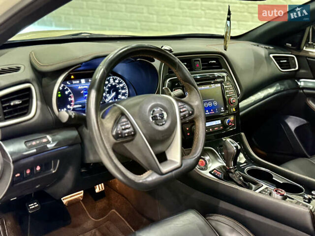 Белый Ниссан Максима, объемом двигателя 3.5 л и пробегом 147 тыс. км за 18200 $, фото 97 на Automoto.ua