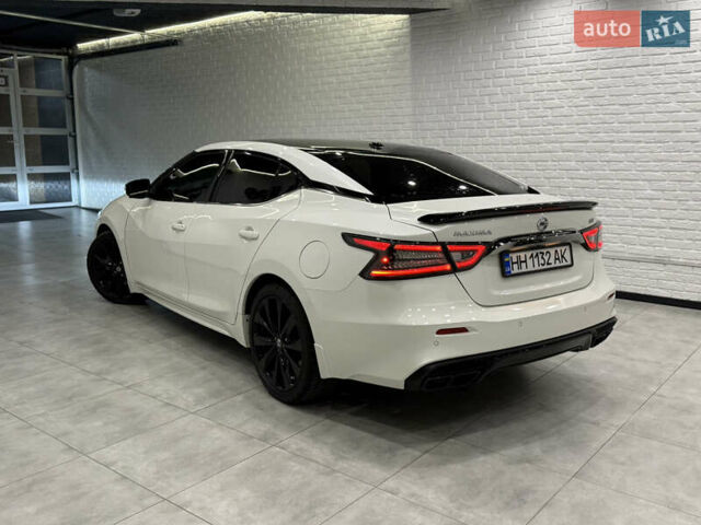 Белый Ниссан Максима, объемом двигателя 3.5 л и пробегом 147 тыс. км за 18200 $, фото 53 на Automoto.ua