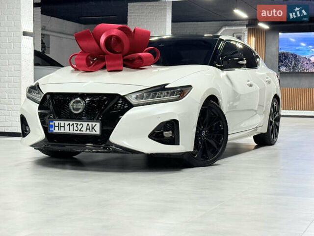 Белый Ниссан Максима, объемом двигателя 3.5 л и пробегом 147 тыс. км за 18200 $, фото 44 на Automoto.ua