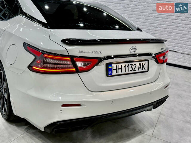 Белый Ниссан Максима, объемом двигателя 3.5 л и пробегом 147 тыс. км за 18200 $, фото 20 на Automoto.ua