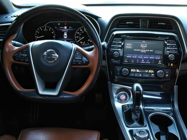 Белый Ниссан Максима, объемом двигателя 3.5 л и пробегом 47 тыс. км за 11200 $, фото 6 на Automoto.ua