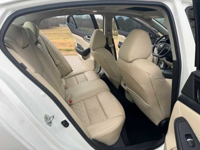 Білий Ніссан Максіма, об'ємом двигуна 3.5 л та пробігом 9 тис. км за 8100 $, фото 10 на Automoto.ua