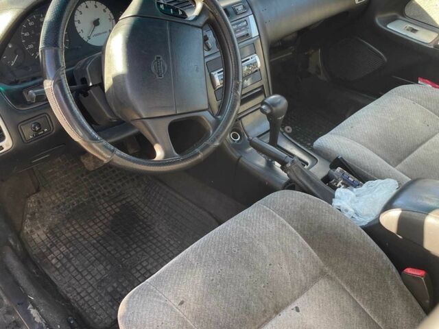 Бежевый Ниссан Максима, объемом двигателя 3 л и пробегом 400 тыс. км за 1900 $, фото 4 на Automoto.ua