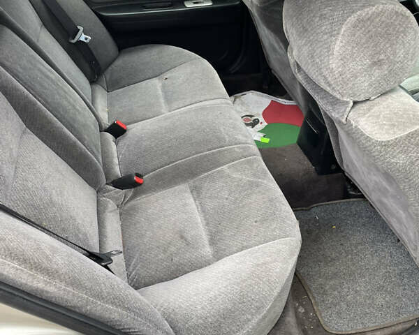 Бежевый Ниссан Максима, объемом двигателя 2.99 л и пробегом 200 тыс. км за 1150 $, фото 7 на Automoto.ua