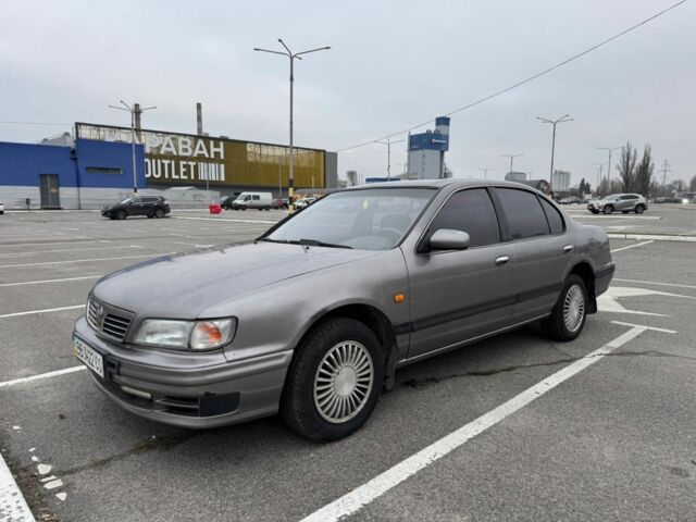 Бежевый Ниссан Максима, объемом двигателя 3 л и пробегом 380 тыс. км за 1500 $, фото 6 на Automoto.ua