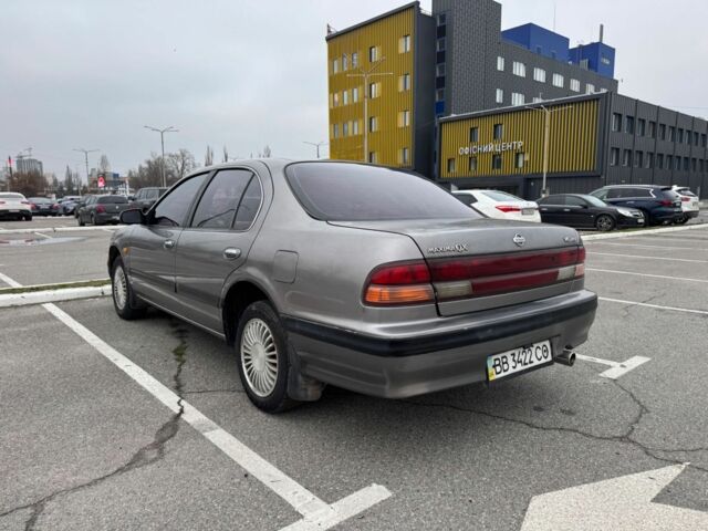 Бежевый Ниссан Максима, объемом двигателя 3 л и пробегом 380 тыс. км за 1500 $, фото 4 на Automoto.ua