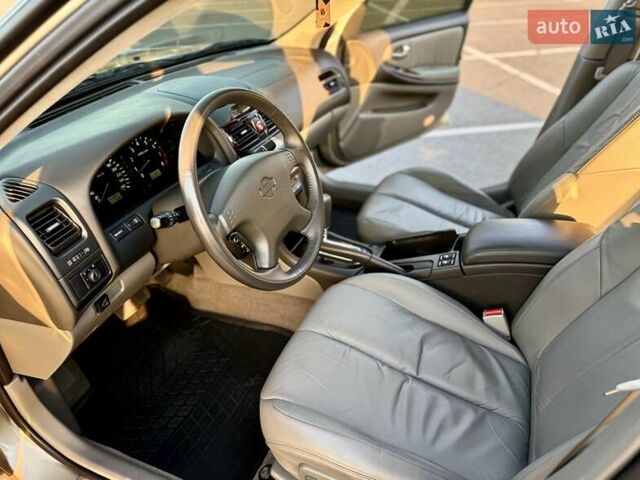 Бежевий Ніссан Максіма, об'ємом двигуна 2 л та пробігом 60 тис. км за 9300 $, фото 25 на Automoto.ua