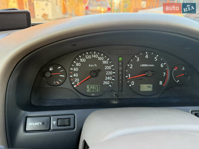 Бежевий Ніссан Максіма, об'ємом двигуна 2 л та пробігом 98 тис. км за 8500 $, фото 18 на Automoto.ua