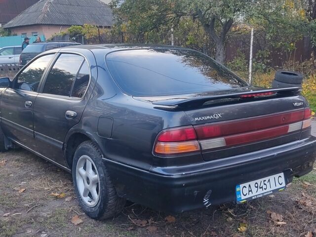 Ниссан Максима 1995 в Черкассах на Automoto.ua Черный Ниссан Максима, объемом двигателя 2 л и пробегом 274 тыс. км за 1999 $, фото 3 на Automoto.ua