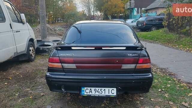 Ніссан Максіма 1995 у Черкасах на Automoto.ua Чорний Ніссан Максіма, об'ємом двигуна 2 л та пробігом 274 тис. км за 1999 $, фото 10 на Automoto.ua