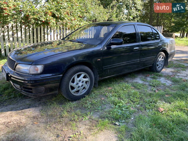 Чорний Ніссан Максіма, об'ємом двигуна 2.99 л та пробігом 300 тис. км за 2450 $, фото 2 на Automoto.ua
