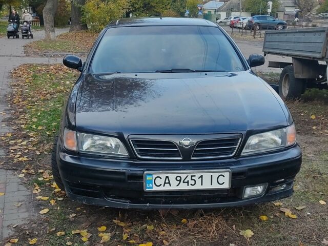 Ниссан Максима 1995 в Черкассах на Automoto.ua Черный Ниссан Максима, объемом двигателя 2 л и пробегом 274 тыс. км за 1999 $, фото 1 на Automoto.ua