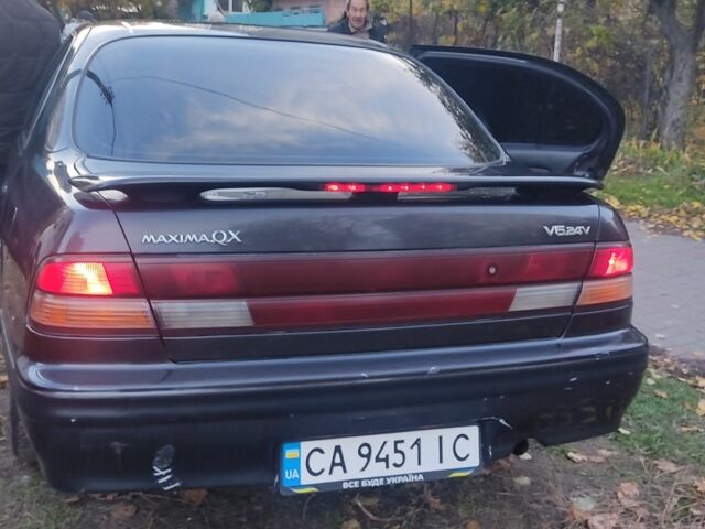 Ниссан Максима 1995 в Черкассах на Automoto.ua Черный Ниссан Максима, объемом двигателя 2 л и пробегом 274 тыс. км за 1999 $, фото 7 на Automoto.ua