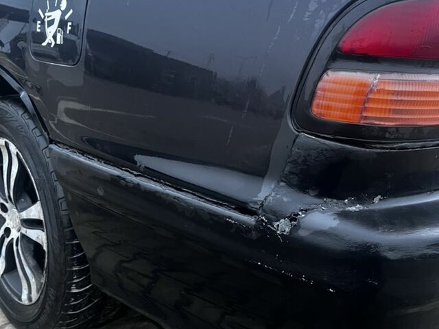 Черный Ниссан Максима, объемом двигателя 2 л и пробегом 450 тыс. км за 2250 $, фото 4 на Automoto.ua