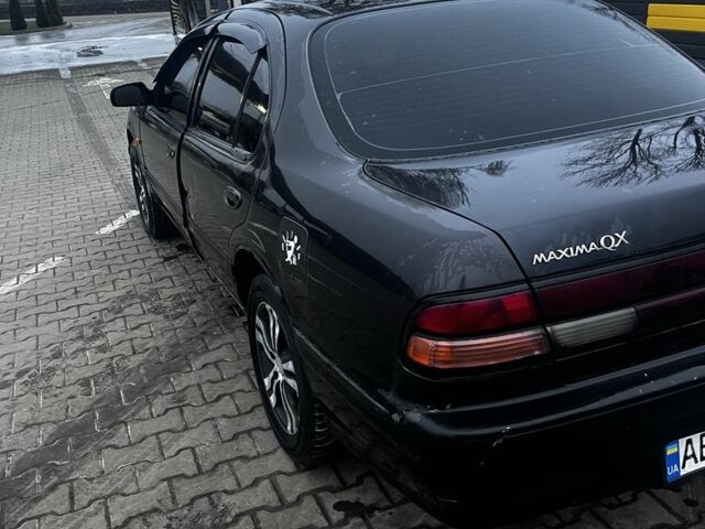 Черный Ниссан Максима, объемом двигателя 2 л и пробегом 450 тыс. км за 2250 $, фото 6 на Automoto.ua