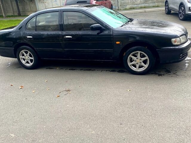 Ниссан Максима 1997 в Измаиле на Automoto.ua Черный Ниссан Максима, объемом двигателя 3 л и пробегом 350 тыс. км за 2100 $, фото 3 на Automoto.ua