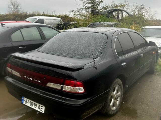 Ніссан Максіма 1997 у Одесі на Automoto.ua Чорний Ніссан Максіма, об'ємом двигуна 3 л та пробігом 0 тис. км за 1500 $, фото 5 на Automoto.ua