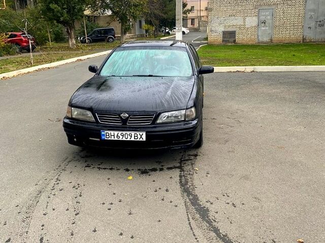 Ниссан Максима 1997 в Измаиле на Automoto.ua Черный Ниссан Максима, объемом двигателя 3 л и пробегом 350 тыс. км за 2100 $, фото 2 на Automoto.ua