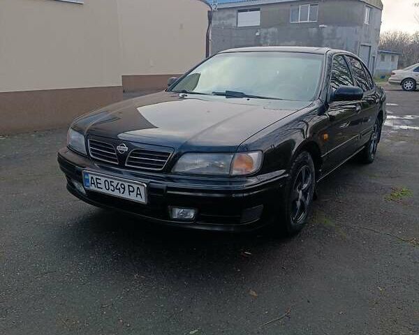 Черный Ниссан Максима, объемом двигателя 2 л и пробегом 291 тыс. км за 2850 $, фото 1 на Automoto.ua