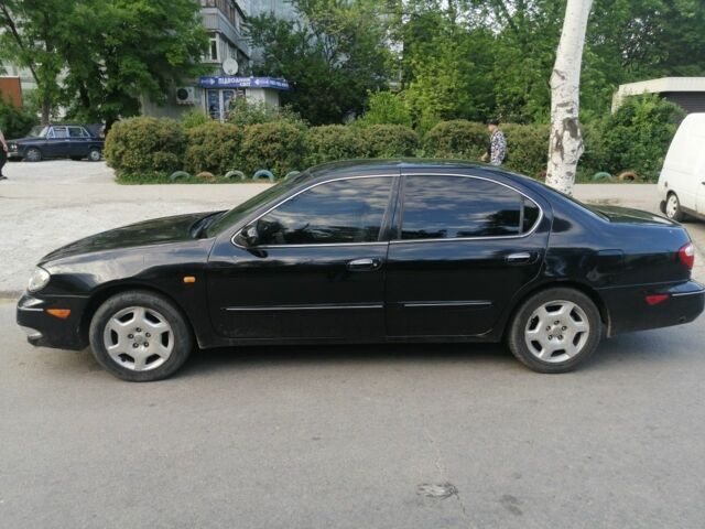 Чорний Ніссан Максіма, об'ємом двигуна 3 л та пробігом 200 тис. км за 2617 $, фото 5 на Automoto.ua