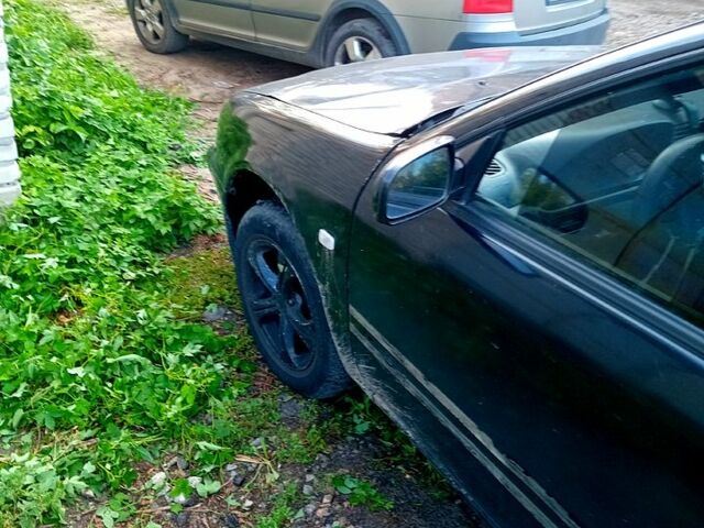 Черный Ниссан Максима, объемом двигателя 1.8 л и пробегом 330 тыс. км за 2700 $, фото 2 на Automoto.ua