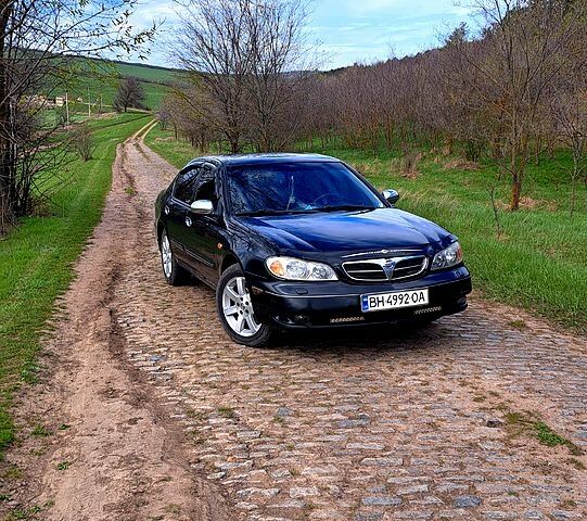 Черный Ниссан Максима, объемом двигателя 2 л и пробегом 390 тыс. км за 3800 $, фото 1 на Automoto.ua