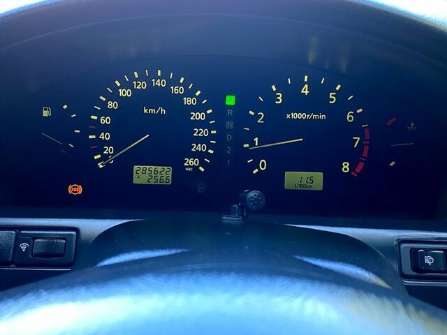 Черный Ниссан Максима, объемом двигателя 3 л и пробегом 285 тыс. км за 4200 $, фото 7 на Automoto.ua