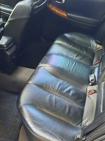 Черный Ниссан Максима, объемом двигателя 2 л и пробегом 335 тыс. км за 3300 $, фото 3 на Automoto.ua