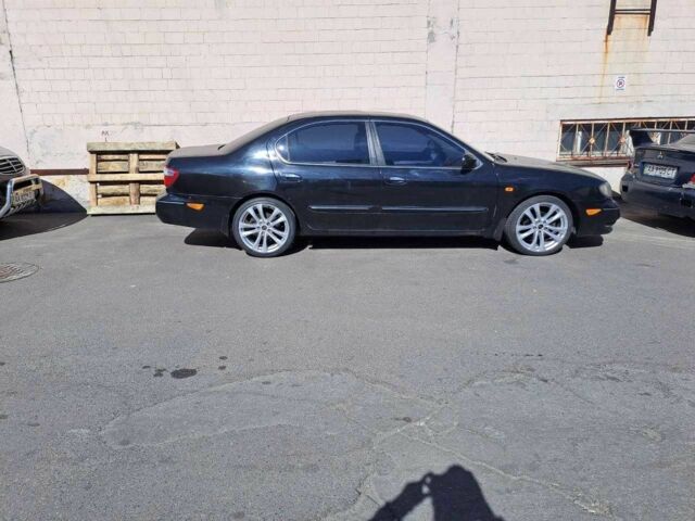 Черный Ниссан Максима, объемом двигателя 3 л и пробегом 343 тыс. км за 3200 $, фото 1 на Automoto.ua