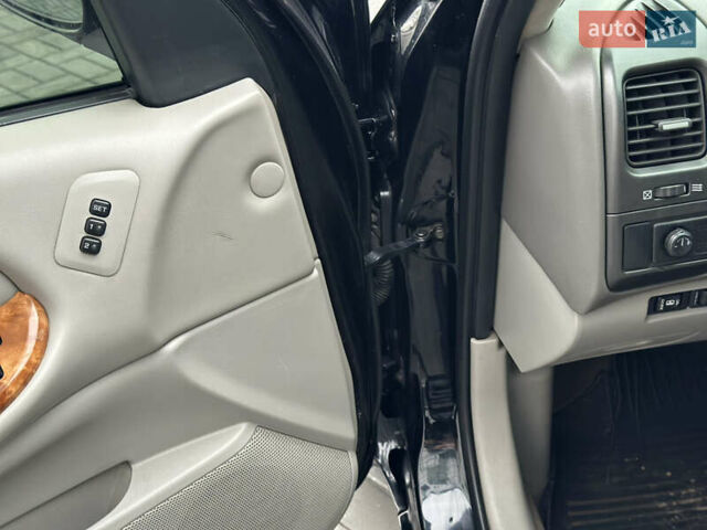 Черный Ниссан Максима, объемом двигателя 2 л и пробегом 221 тыс. км за 4800 $, фото 10 на Automoto.ua