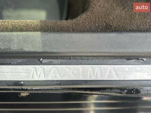 Черный Ниссан Максима, объемом двигателя 3.5 л и пробегом 222 тыс. км за 6300 $, фото 10 на Automoto.ua
