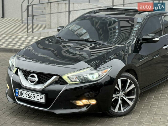 Черный Ниссан Максима, объемом двигателя 3.5 л и пробегом 102 тыс. км за 14900 $, фото 6 на Automoto.ua