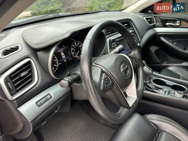 Ніссан Максіма 2017 у Белой Церкве на Automoto.ua Чорний Ніссан Максіма, об'ємом двигуна 3.5 л та пробігом 101 тис. км за 15700 $, фото 9 на Automoto.ua