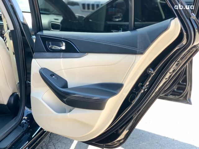 Черный Ниссан Максима, объемом двигателя 3.5 л и пробегом 140 тыс. км за 15890 $, фото 23 на Automoto.ua