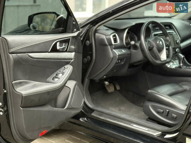 Черный Ниссан Максима, объемом двигателя 3.5 л и пробегом 102 тыс. км за 14900 $, фото 23 на Automoto.ua