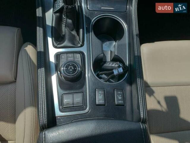 Ниссан Максима 2017 в Виннице на Automoto.ua Черный Ниссан Максима, объемом двигателя 3.5 л и пробегом 140 тыс. км за 15890 $, фото 35 на Automoto.ua