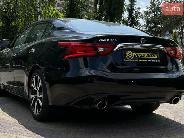 Черный Ниссан Максима, объемом двигателя 3.5 л и пробегом 51 тыс. км за 15499 $, фото 4 на Automoto.ua