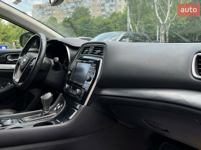 Черный Ниссан Максима, объемом двигателя 3.5 л и пробегом 51 тыс. км за 15499 $, фото 9 на Automoto.ua