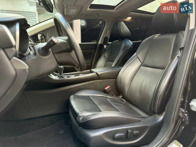 Черный Ниссан Максима, объемом двигателя 3.5 л и пробегом 68 тыс. км за 19900 $, фото 15 на Automoto.ua