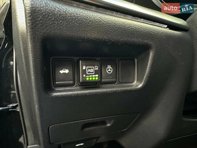 Черный Ниссан Максима, объемом двигателя 3.5 л и пробегом 68 тыс. км за 19900 $, фото 28 на Automoto.ua