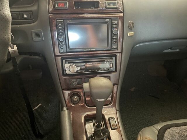 Фіолетовий Ніссан Максіма, об'ємом двигуна 3 л та пробігом 250 тис. км за 1700 $, фото 5 на Automoto.ua