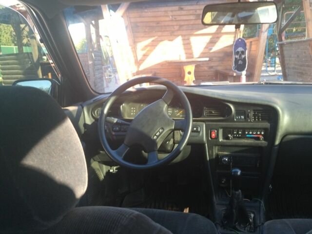 Красный Ниссан Максима, объемом двигателя 3 л и пробегом 337 тыс. км за 1500 $, фото 8 на Automoto.ua